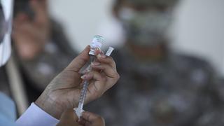 Vacuna COVID-19: HOY inicia proceso de vacunación de adultos mayores de las FF.AA.