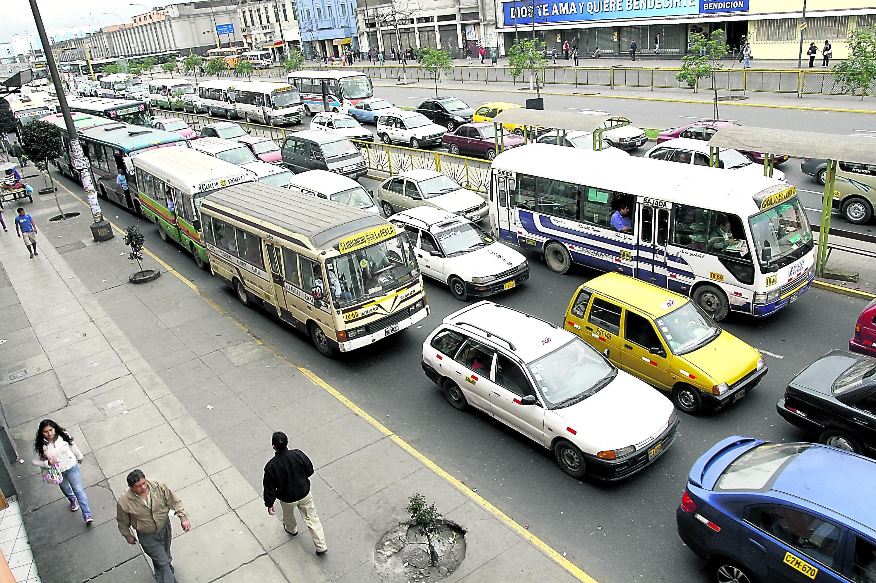 Locura y caos en Lima y Callao por apagón 