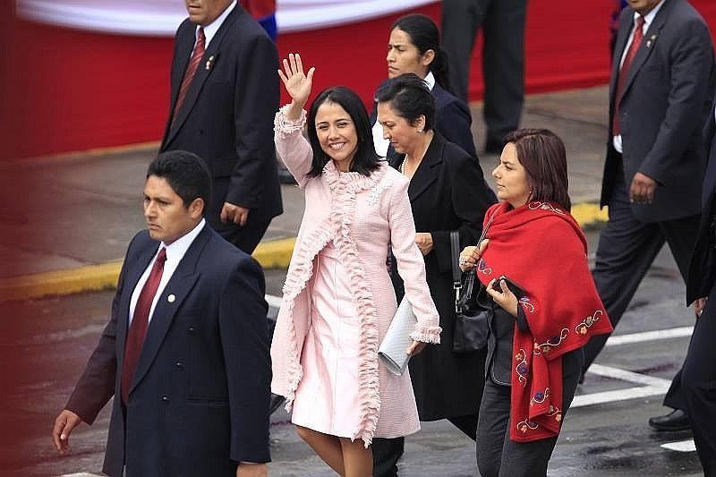 ¡Oh por Dios! Nadine Heredia reaparece y sorprende con este look (VIDEO)