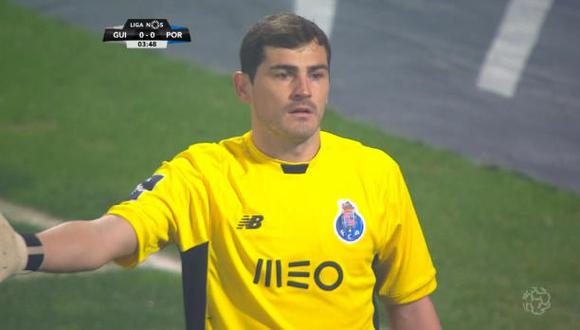 Iker Casillas es llamado "manos de mantequilla" por mala actuación