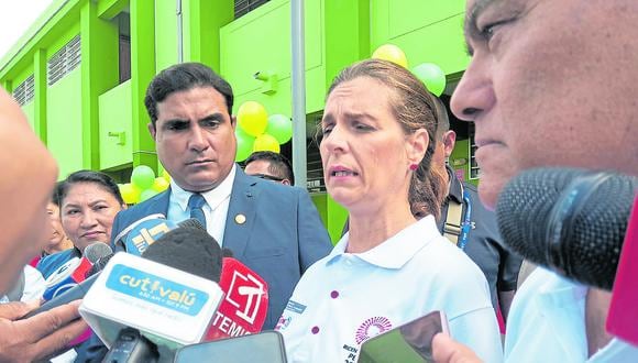 Ministra Pérez de Cuellar pide unión para cerrar la brecha educativa.