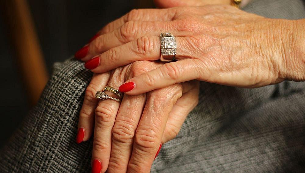 Sujeto asesinó a su esposa internada con cáncer en una clínica