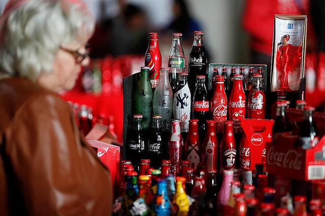 ​Coleccionistas de artículos de Coca-Cola celebran convención que muestra de todo (FOTOS)