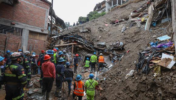Trabajos de rescate continúan a tres días de la tragedia. (Foto: Andina)
