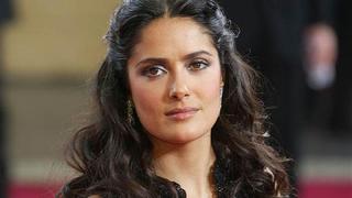 Salma Hayek celebra victoria de México sobre Corea del sur con Gangnam Style