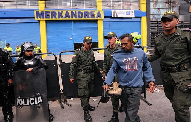 ​Saqueos en Colombia confirman grave crisis social en ese país (FOTOS)