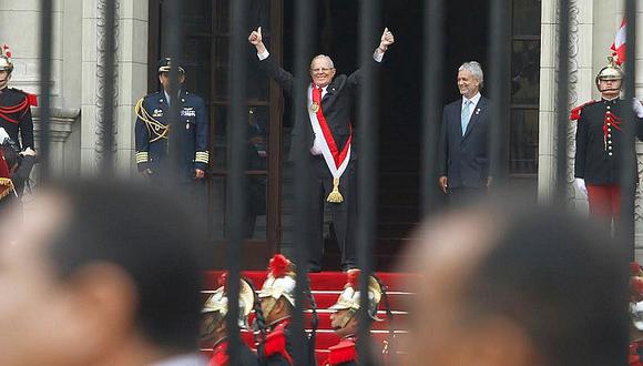 PPK ingresa feliz a Palacio de Gobierno y hace este curioso gesto [FOTOS]