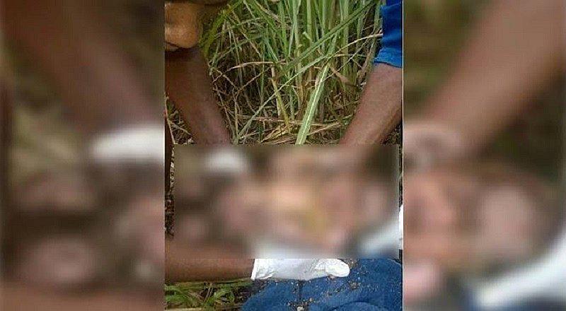 ¡Aterrador! Bebito es enterrado vivo por su propia madre por esta razón