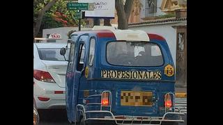 Página de Facebook publicó foto de mototaxi en San Isidro y desató polémica