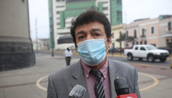 Francisco Núñez, abogado de Óscar Vásquez, señaló que su patrocinado siempre ha considerado en autos su dirección en Barranco. (Foto: Britanie Arroyo / @photo.gec)