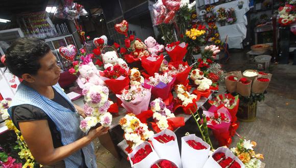 Día de San Valentín: Los floristas rayan y los peluches se acaban en Mesa Redonda  