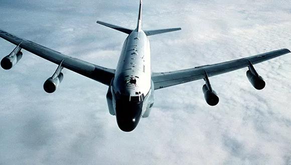 Avión espía de la OTAN sobrevolaba Rusia.