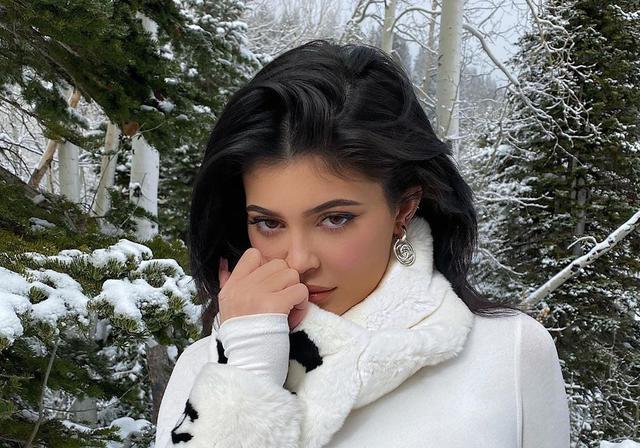 Nueva sesión de fotos de Kylie Jenner cuenta con más de siete millones de ‘likes’ en Instagram.  (Fotos: Instagram)
