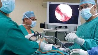 Chiclayo: Médicos de EsSalud extirparon tumor cerebral por la nariz