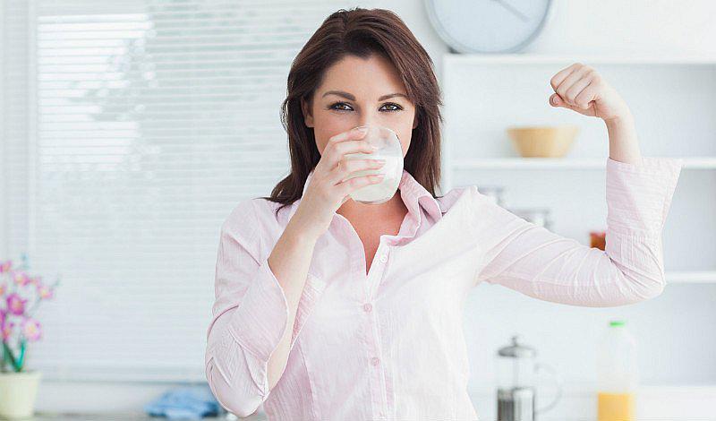 ¿Por qué es importante ingerir calcio en la dieta alimenticia?