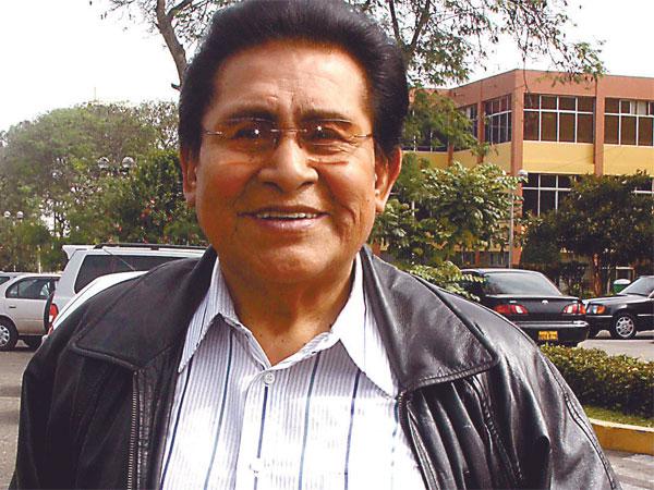 Abanto Morales se desmayó en biblioteca