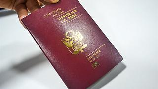 Abren investigación preliminar por emisión de 17 mil pasaportes supuestamente “inconclusos” 