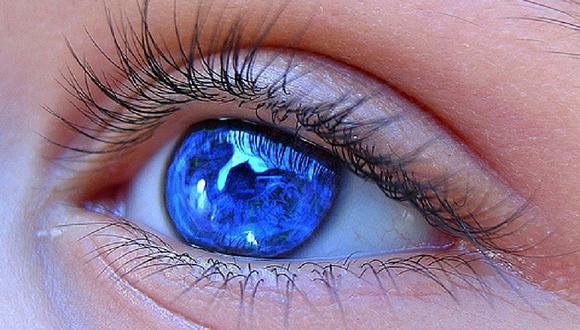 Google patenta un dispositivo que se inyecta en el ojo para ver mejor