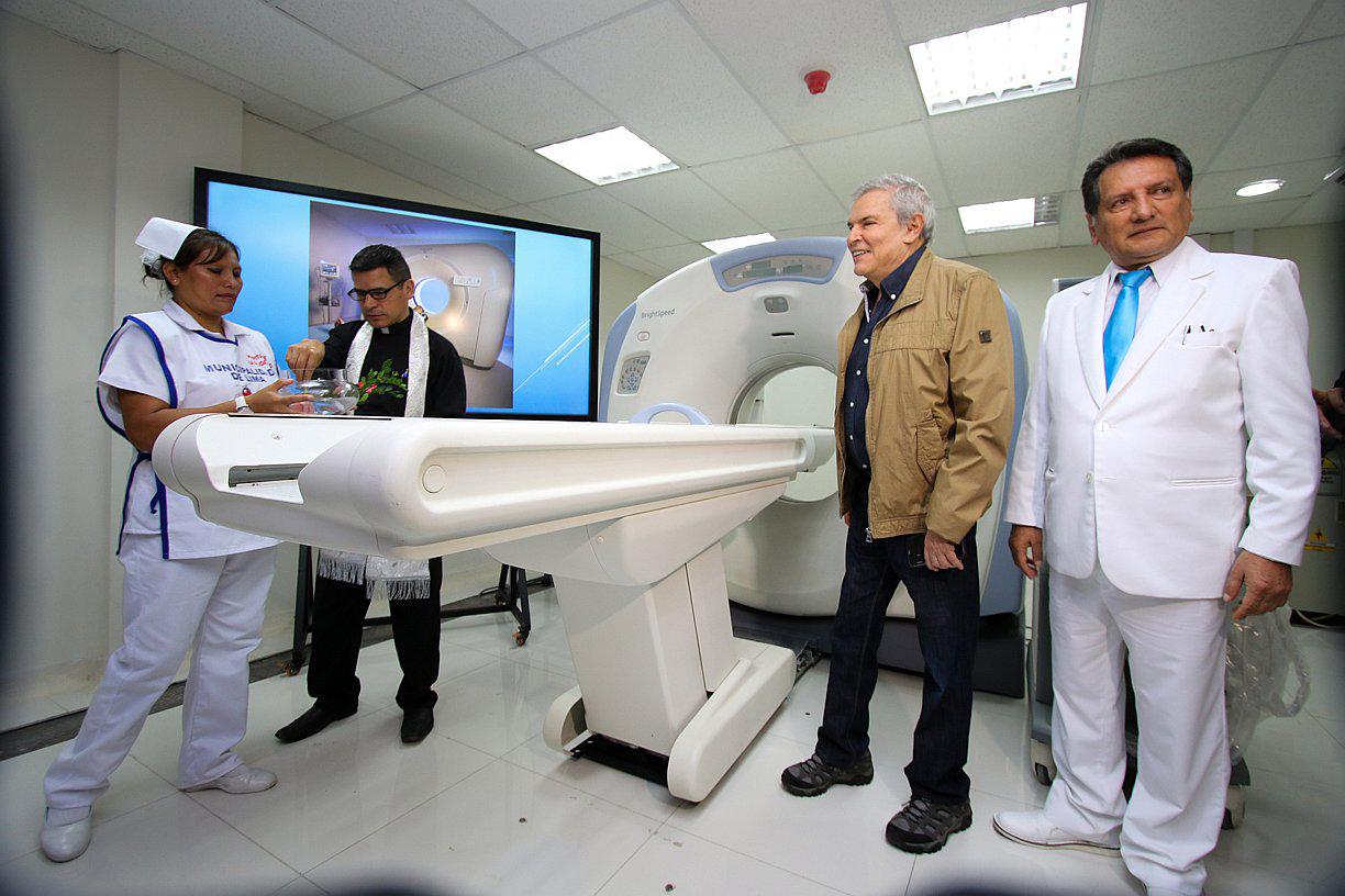 La Victoria: Luis Castañeda Lossio inaugura Hospital de la Solidaridad  