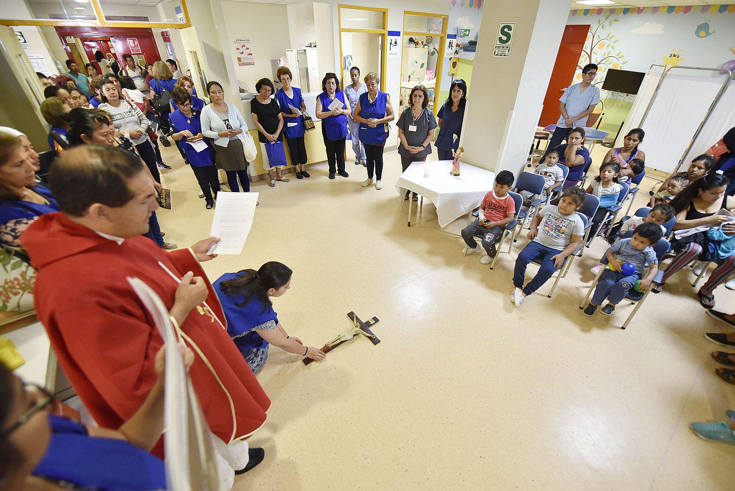 ¿Cómo viven los niños hospitalizados durante la Semana Santa?