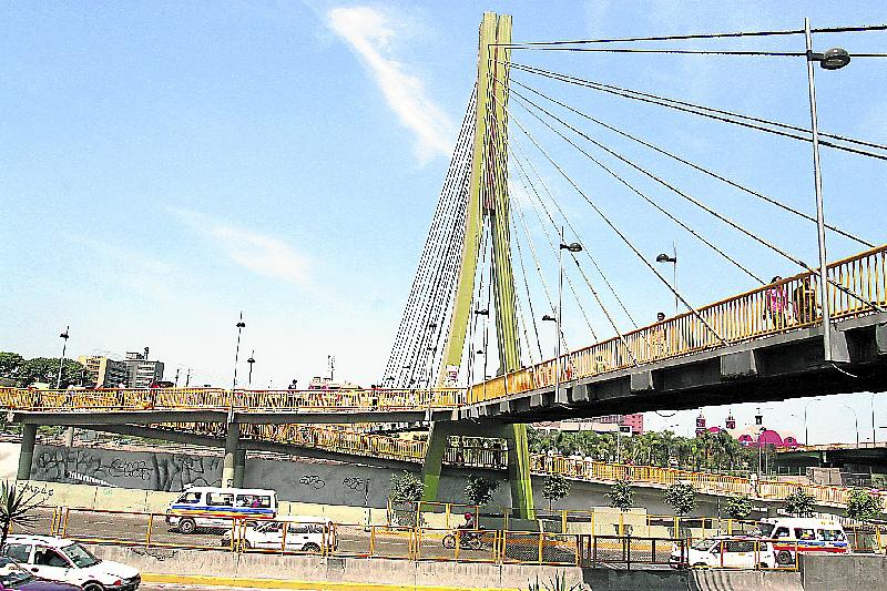 Revisan el puente “Rayito de Sol”