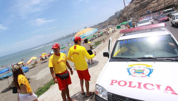 Más de dos mil policías cuidarán las playas de Lima