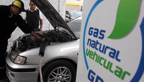 La principal ventaja del GNV sobre los otros combustibles vehiculares es que se encuentra dentro de una estructura de precios, por lo cual su costo no puede subir tanto como ha pasado con la gasolina. (Foto: GEC)