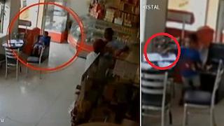 Utilizan a niño para robar celular dentro de panadería en Cercado de Lima (VIDEO)