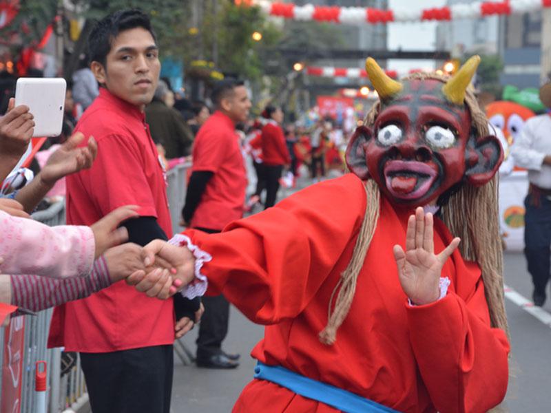 Todo va quedando listo para el Corso de Wong en Miraflores