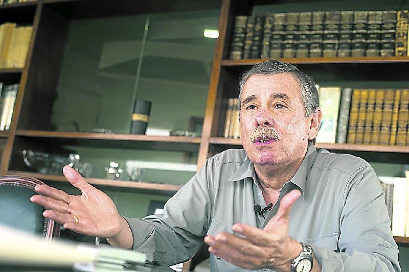 “PNP sin uniforme es un guachimán”