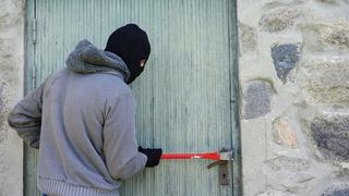 Los robos a las casas aumentan durante las fiestas de fin de año
