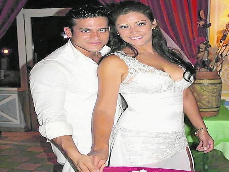 Karla Tarazona y Christian Domínguez se casaron mismo final  de telenovela 