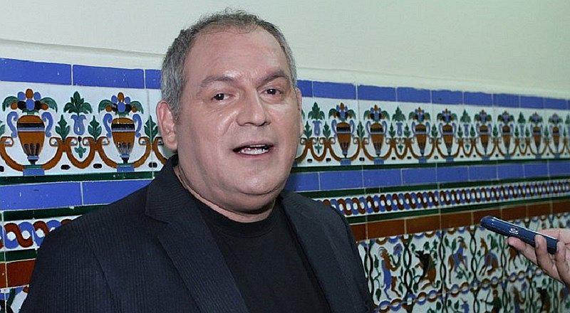 ¡Álamo Pérez Luna acusado por agresión! Su pareja lo denuncia y cuenta qué pasó