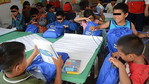 Cantagallo: niños afectados por incendio reciben kits escolares  