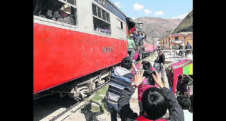 Tren Macho: pasajeros se salvaron de morir, pero se llevaron tremendo susto