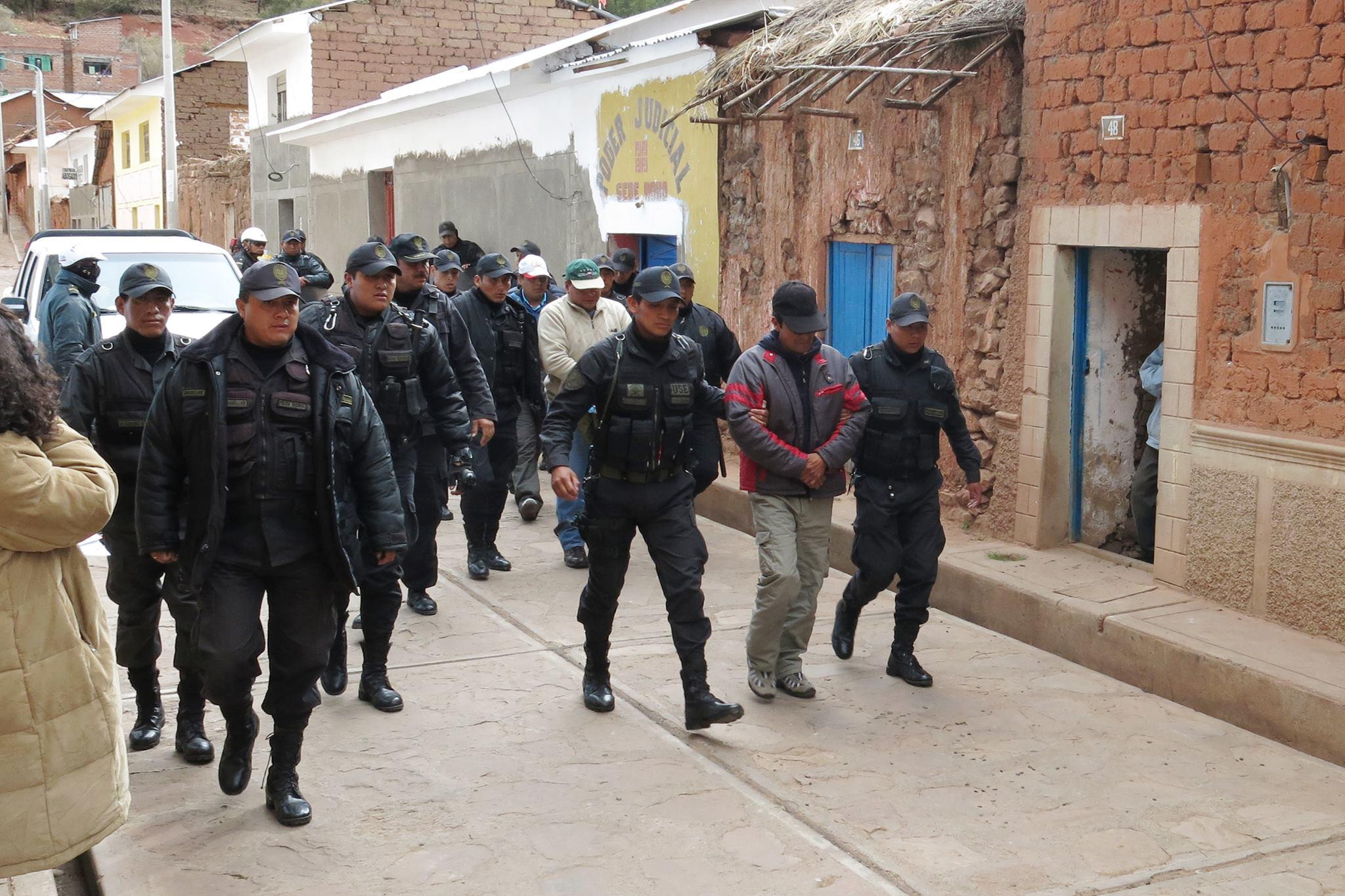 Puno: Encarcelan a cinco policías acusados de narcotráfico 