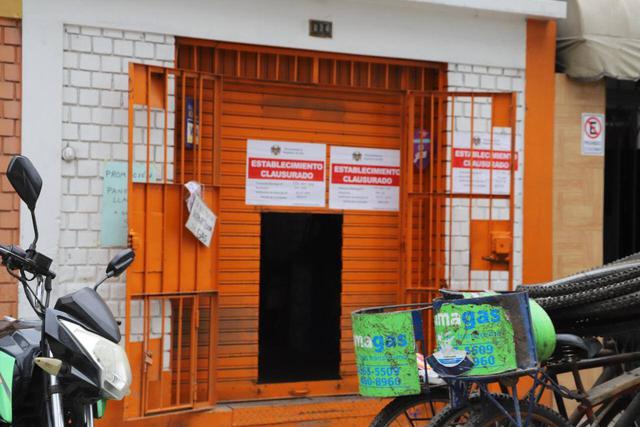 Los locales ubicados en la cuadra 9 del jirón Tacna y en la cuadra 14 de la avenida Sucre fueron clausurados. (Difusión)