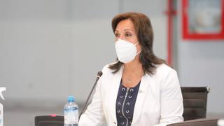 Dina Boluarte confirma que hizo trámites de club departamental y descarta renunciar como ministra