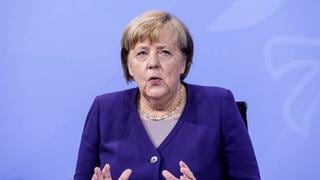 Angela Merkel escribe sus memorias de la mano con su asesora en el gobierno alemán