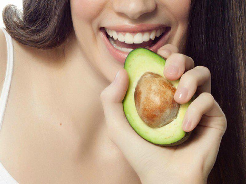 Estos son los 10 beneficios de comer palta en tu vida diaria
