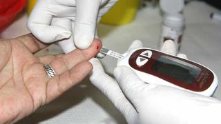 Minsa advierte que se debe realizar examen de glucosa cada seis meses si tuviéramos familiares con diabetes