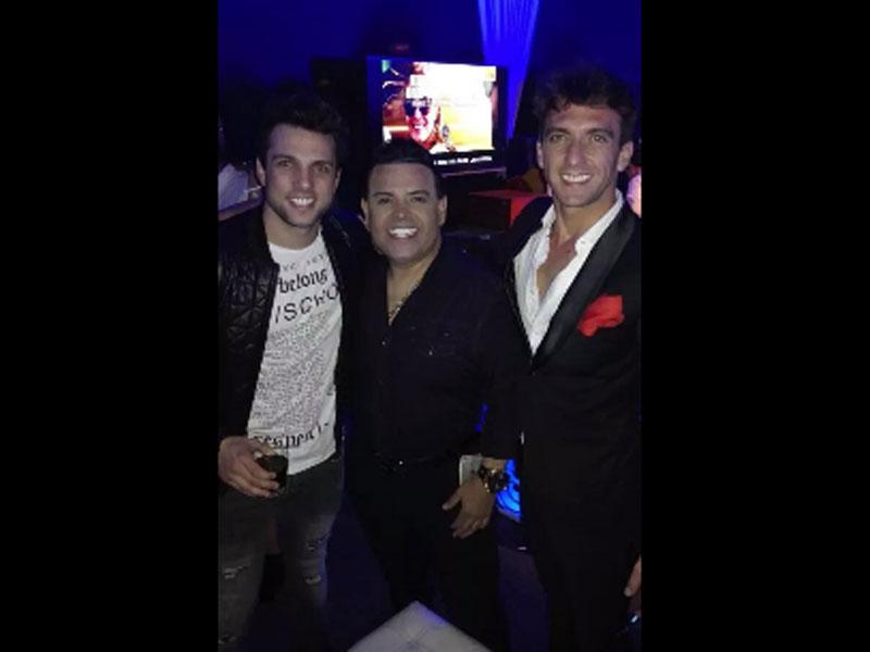 Nicola Porcella reaparece en fiesta tras escándalo con Angie Arizaga 