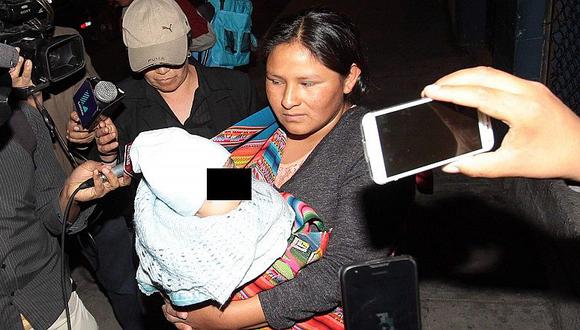 Arequipa: Una de las madres denunciará a hospital por cambio de bebés
