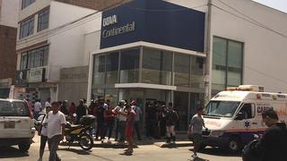 Capturan a 2 ladrones que robaron Banco Continental a plena luz del día (VIDEO)