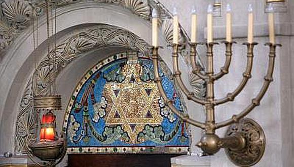 Judías lesbianas se casan en sinagoga según ritual de su religión