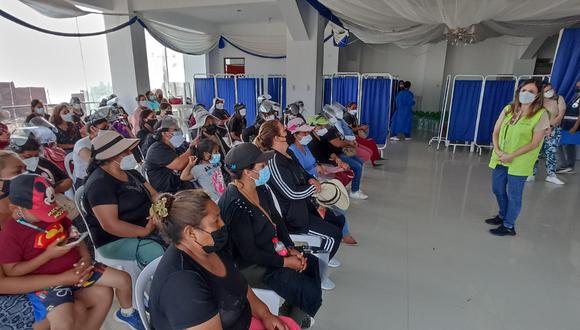 Mujeres que perdieron su empleo a causa del derrame de petróleo en Ventanilla recibirán apoyo.