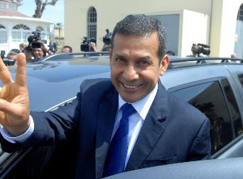 Humala pide luchar contra el hambre, la ignorancia y el analfabetismo