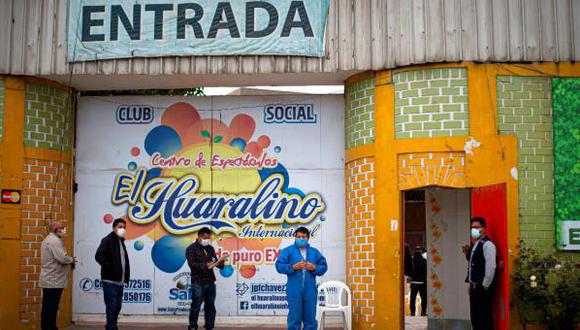 “El Huaralino” prepara la pista de baile y planea show para el 14 de febrero, “Día de los enamorados” | FOTO: AFP