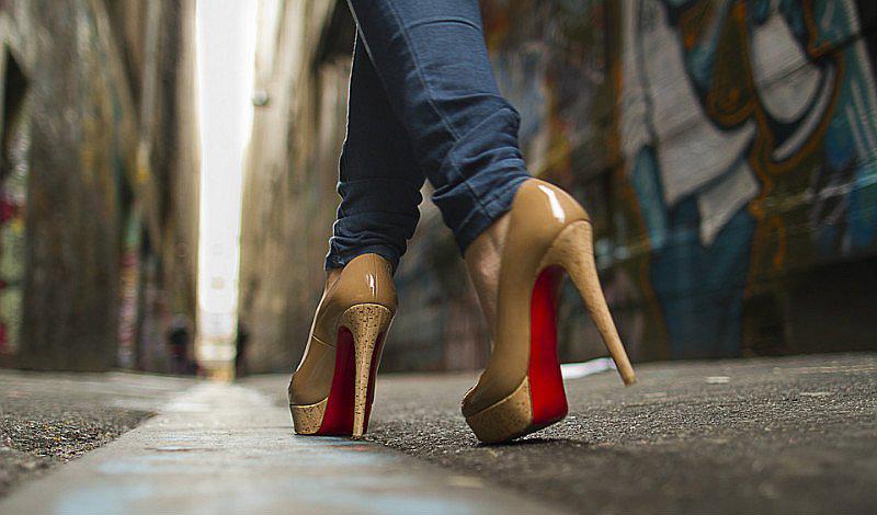  ¡Cuidado! Estos son los riesgos de usar con frecuencia tacones altos