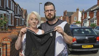 Mujer acusa de infiel a su pareja tras encontrar 'mensaje' en su calzoncillo     